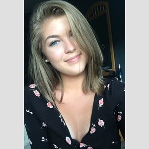 Meet your Posher, Hailey